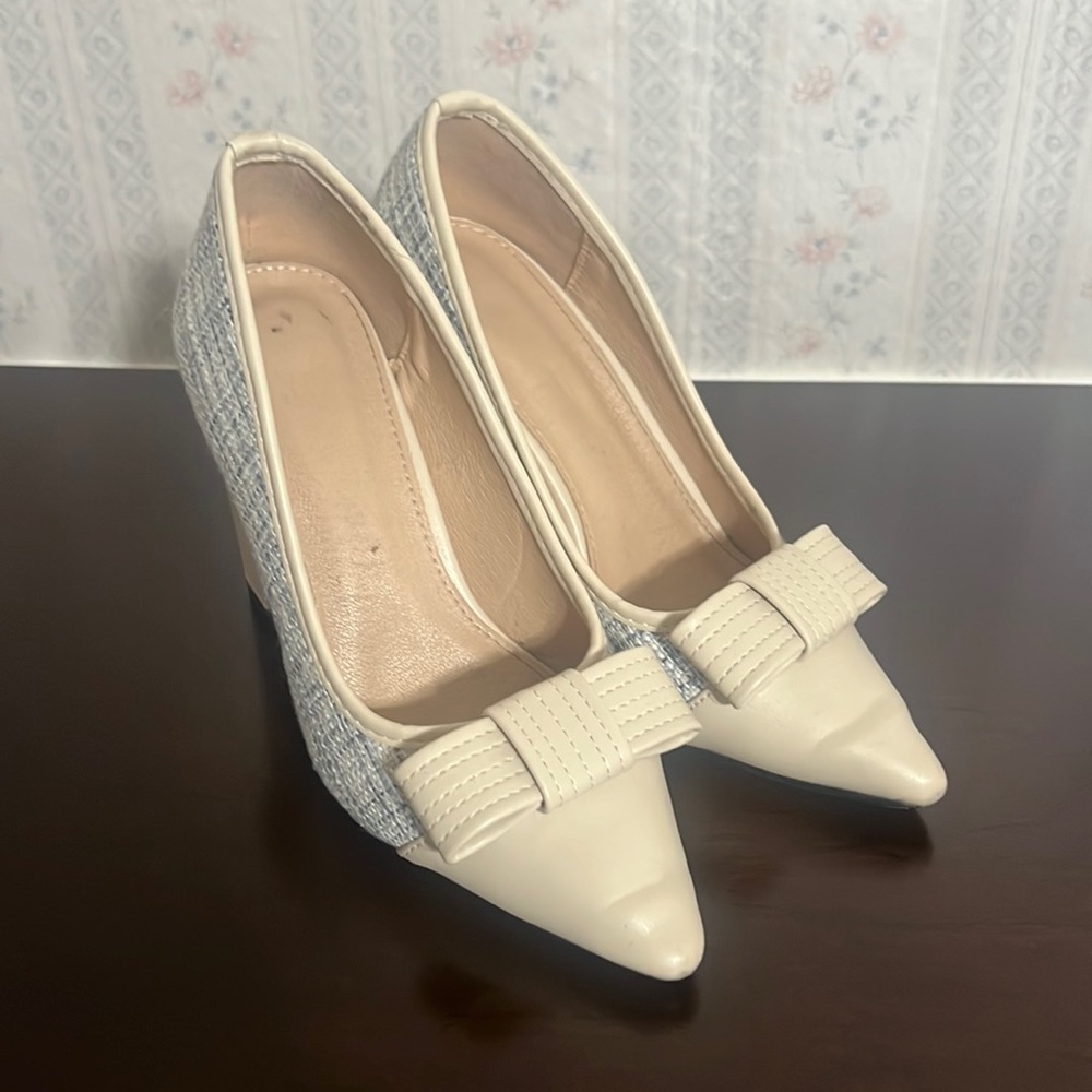 SHEIN BOW TIE HEEL